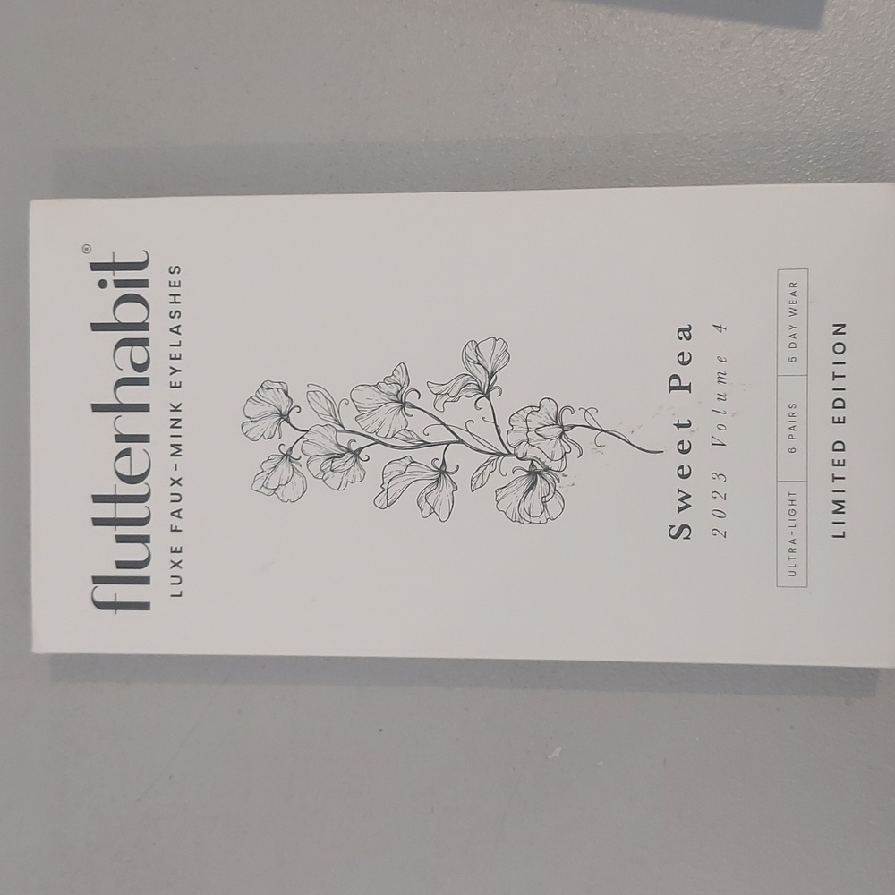 Flutterhabit LTE Sweet Pea Lashes.